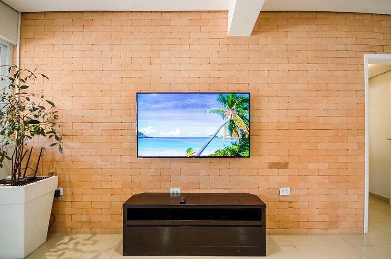 Linda Casa com piscina no Guarujá para 16 pessoas