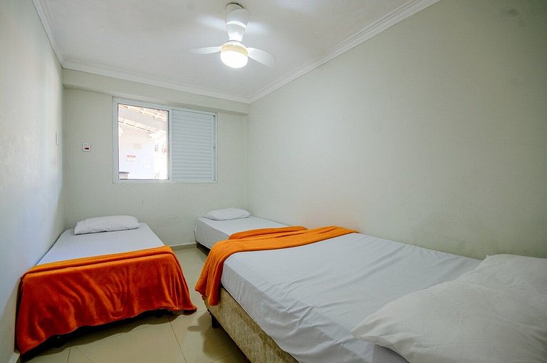 Linda Casa com piscina no Guarujá para 16 pessoas