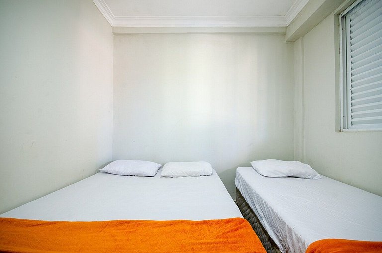Linda Casa com piscina no Guarujá para 16 pessoas