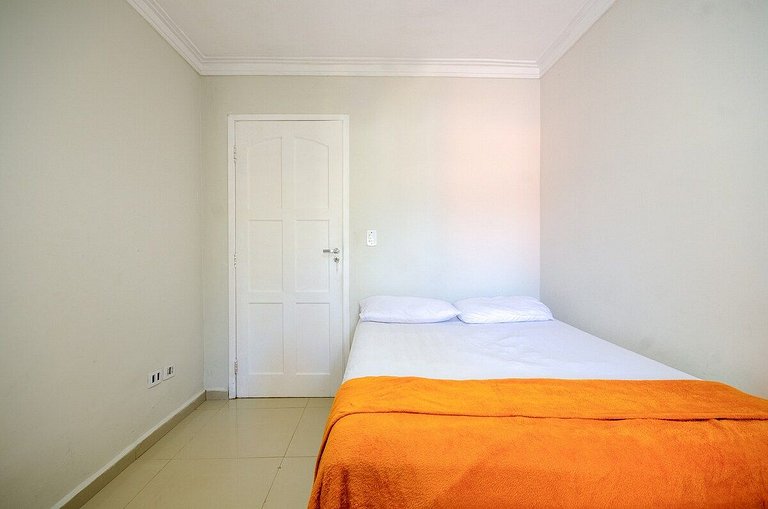 Linda Casa com piscina no Guarujá para 16 pessoas