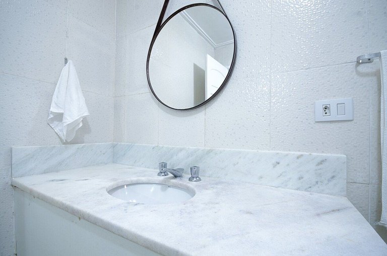 Linda Casa com piscina no Guarujá para 16 pessoas