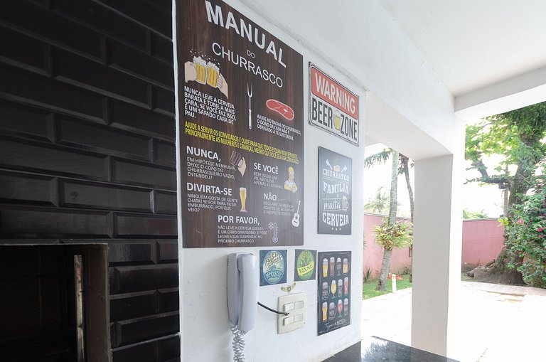 Mansão Pertinho da Praia de Pernambuco p/ 28 pessoas