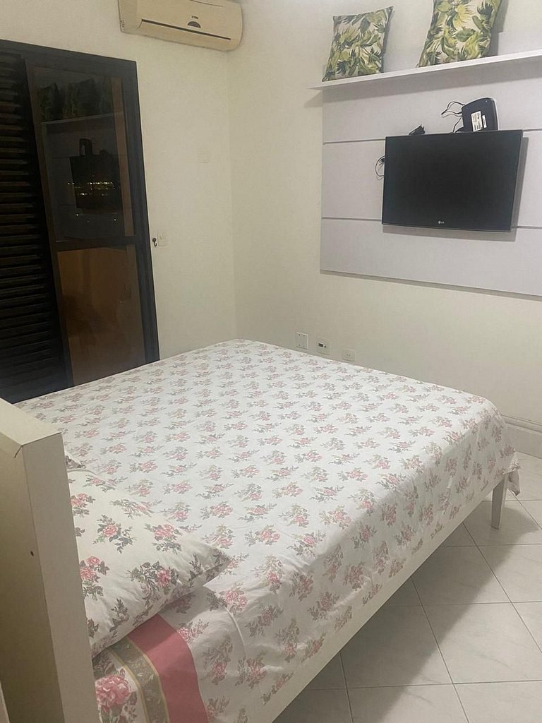 Cobertura Exclusiva com Piscina Privativa e Vista para o Mar