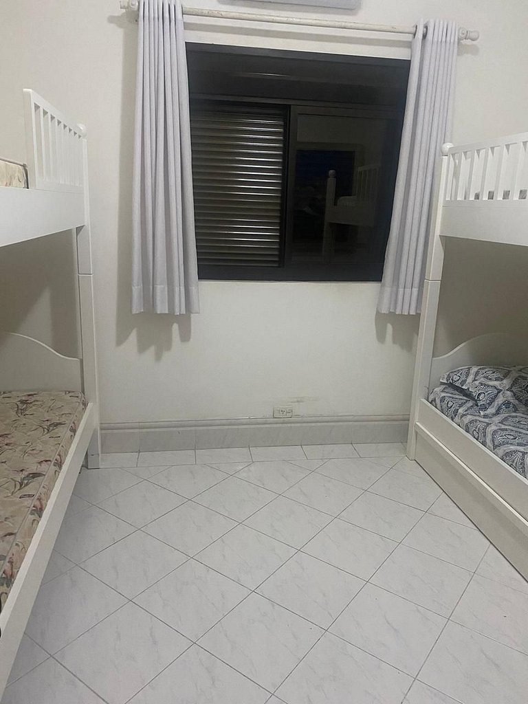 Cobertura Exclusiva com Piscina Privativa e Vista para o Mar