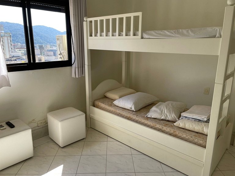 Cobertura Exclusiva com Piscina Privativa e Vista para o Mar