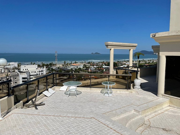 Cobertura Exclusiva com Piscina Privativa e Vista para o Mar
